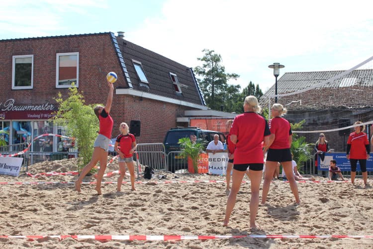Sfeerfoto Beachvolleybal Leimuiden 2