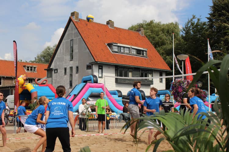 Sfeerfoto Beachvolleybal Leimuiden 1